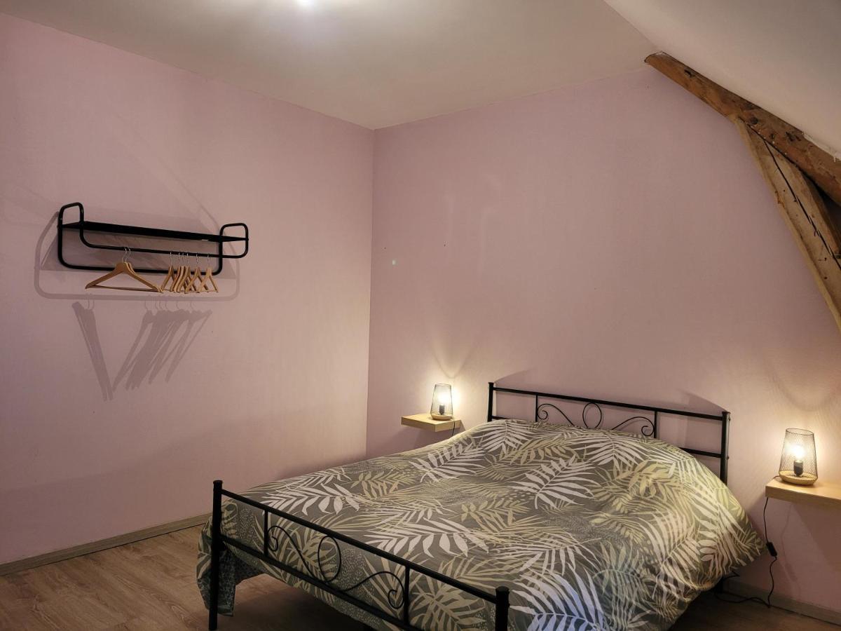 Villa Un Nid Pour La Nuit Bransles Esterno foto