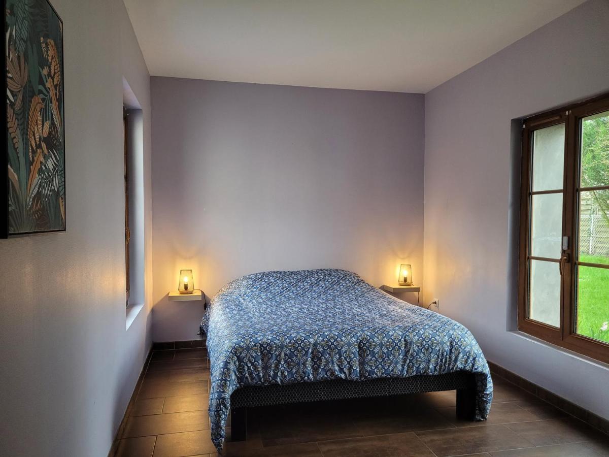 Villa Un Nid Pour La Nuit Bransles Esterno foto